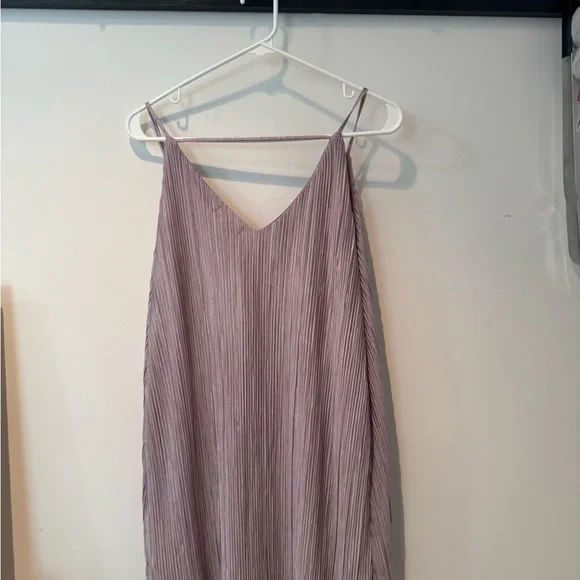 Streetwear Society Lavender Dress - Picture 2 of 3